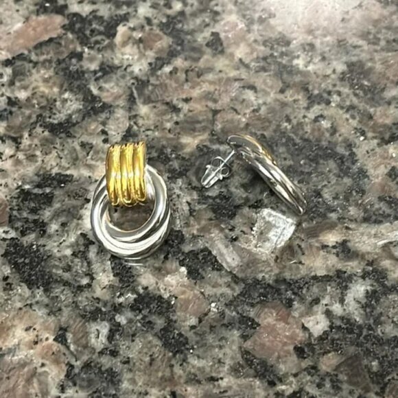 The Julia Chunky bold knot stud earrings duo tone silver and gold - Picture 3 of 3